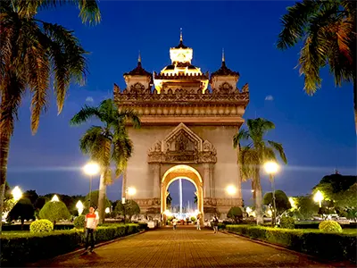 Tour Lào Thái đường bộ từ Hà Nội 5 ngày 4 đêm đi Viêng Chăn Nongkhai