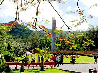 Tour Côn Đảo 4 ngày 3 đêm từ Hà Nội - viếng mộ Cô Sáu