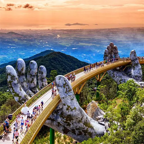 Cầu Vàng Bana Hill - biểu tượng mới của du lịch Đà Nẵng