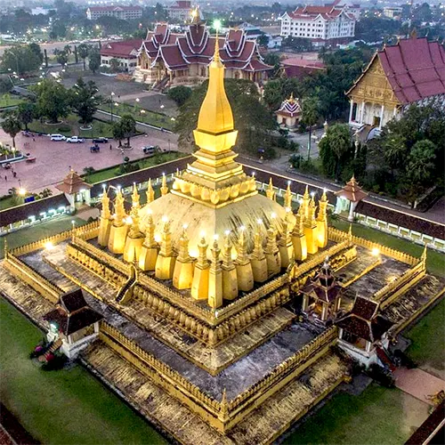 Tháp Pha That Luang tại Viêng Chăn Lào