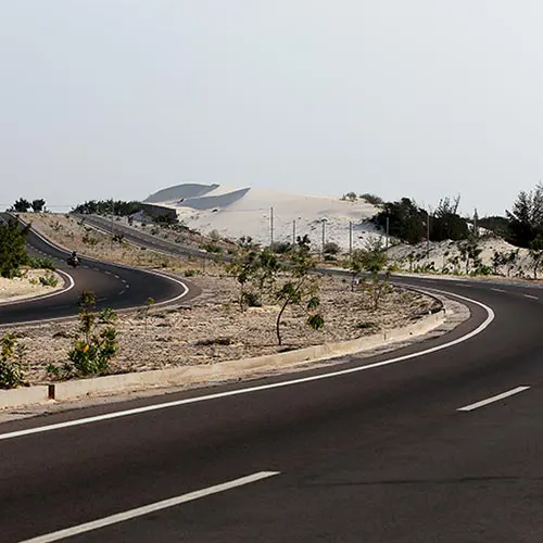 Cung đường ven biển DT716B nối Mũi Né với Phan Rí Cửa đẹp nhất Việt Nam