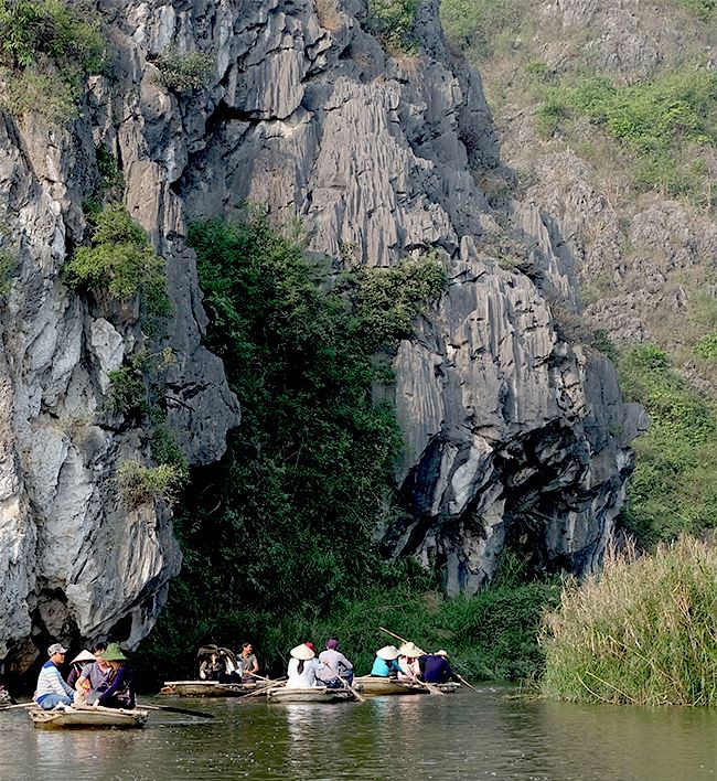 Đầm Vân Long - Phim trường sKull Island