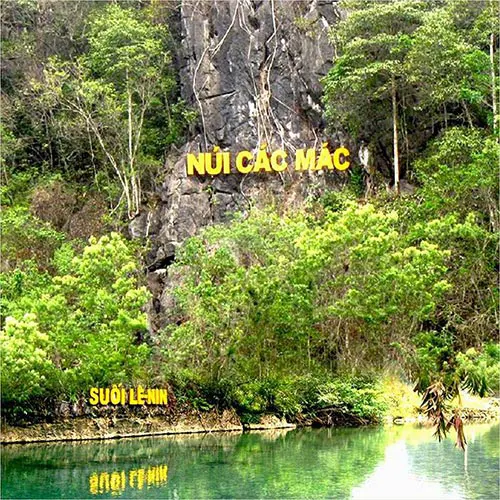 Suối Lê Nin Pác Bó Cao Bằng - điểm tham quan nổi bật trong tour Cao Bằng Lạng Sơn 3 ngày 2 đêm