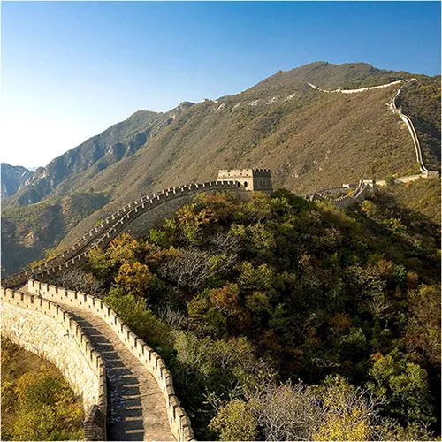 Vạn Lý Trường Thành đoạn ở Bắc Kinh là phần nổi tiếng và được bảo tồn tốt nhất của toàn hệ thống