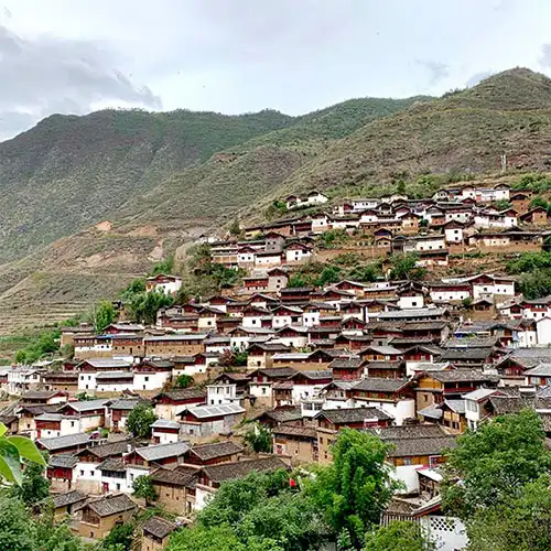 Tour Vân Nam Lệ Giang Shangrila thăm làng Bảo Sơn Thạch Đầu của người Naxi