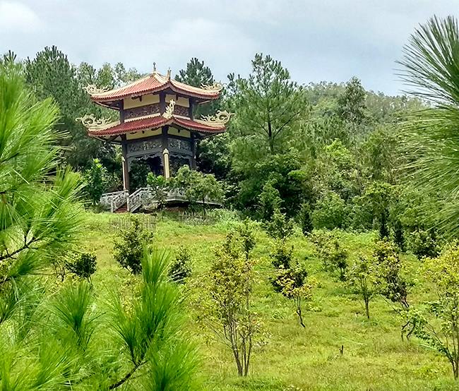 Vũng Chùa, nơi yên nghỉ của Đại Tướng - tour Quảng Bình