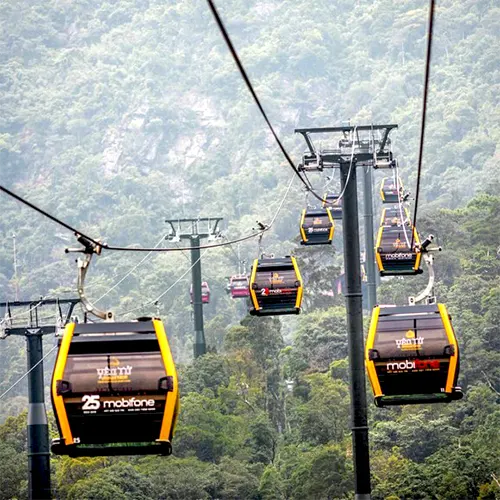 Cáp treo Yên tử đưa du khách đi tour Yên Tử 1 ngày