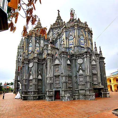 Nhà thờ Hưng Nghĩa hoành tráng và tuyệt đẹp tại Nam Định