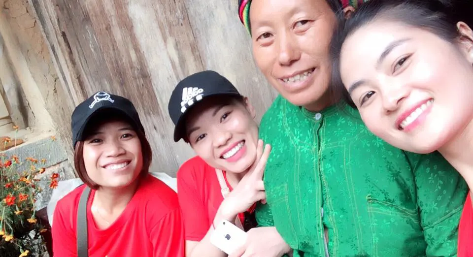 Làng văn hóa Lũng Cẩm