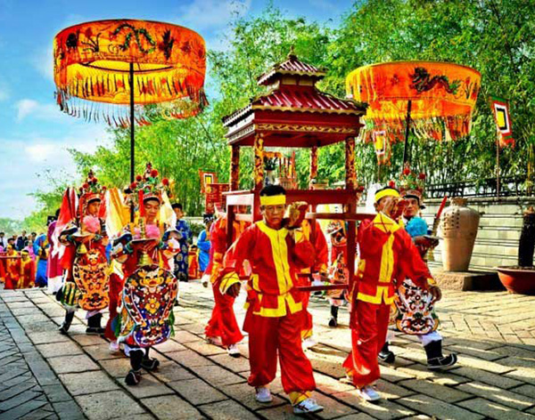Lễ Hội đền Hùng mùng 10 tháng 3 âm lịch tại Phú Thọ