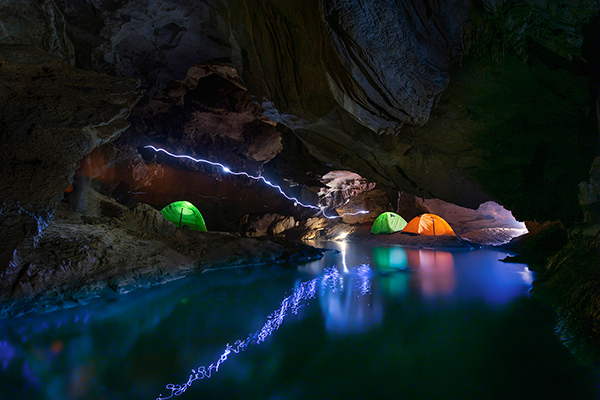 Vẻ đẹp của hệ thống hang động Chà Lò