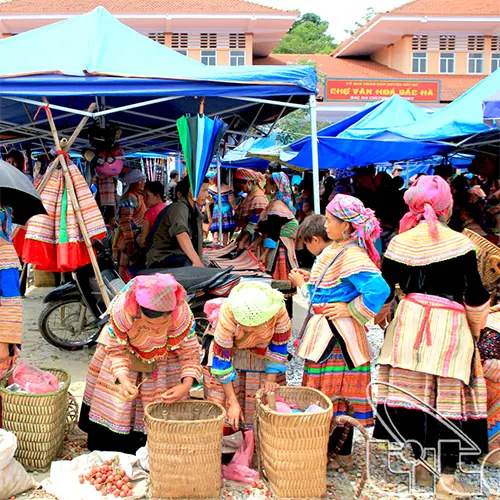 Chợ phiên Bắc Hà, Lào Cai - nét văn hóa độc đáo của các dân tộc vùng cao%>