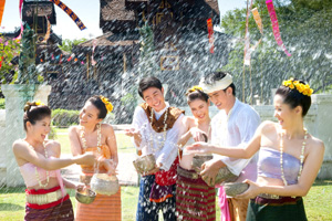 Lễ hội té nước Thái Lan