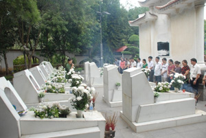 Nghĩa trang Ngã Ba Đồng Lộc