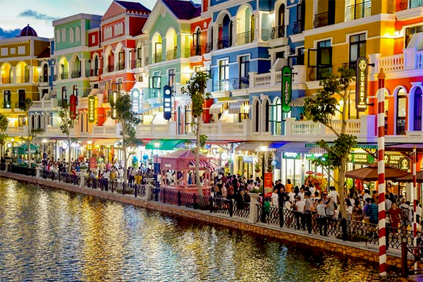 Thành phố không ngủ Grand World thuộc siêu quần thể Phú Quốc