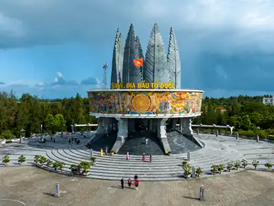 Các điểm du lịch và mua sắm tại Móng Cái và Trà Cổ, Quảng Ninh