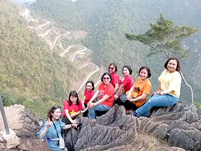 Các điểm du lịch tại Cao Bằng: Bảo Lâm, Bảo Lạc, Hà Quảng, Nguyên Bình