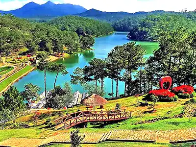 Du lịch Đà Lạt, Lịch sử và các điểm du lịch tại Đà Lạt